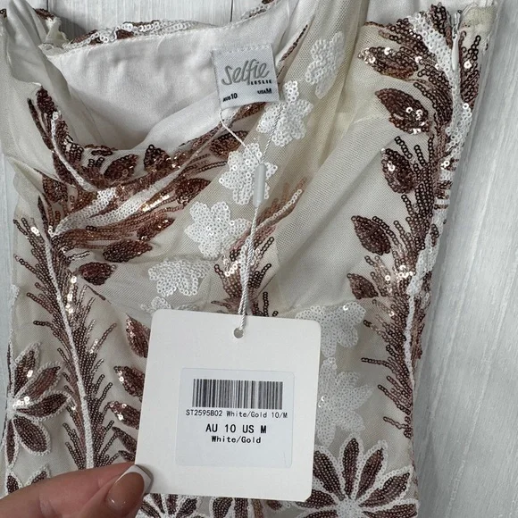 Selfie Leslie White & Gold Floral Sequin Mini Dress - Picture 9 of 10